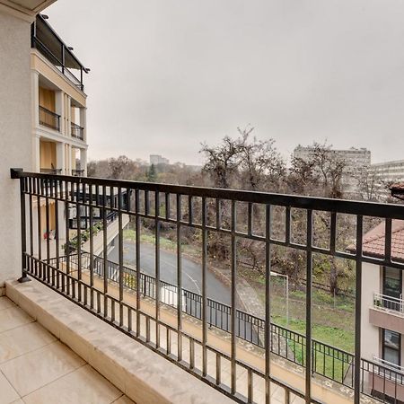 Business Studio Zia 2- In Lazur Burgas Bagian luar foto